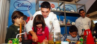 Mališani kuvali na Dečijem sajmu u okviru radionice „Kuvajmo s decom“