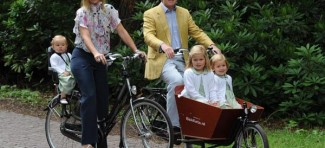 Poziv političarima: ako holandska kraljevska porodica svuda može biciklom, zašto ne biste i vi?