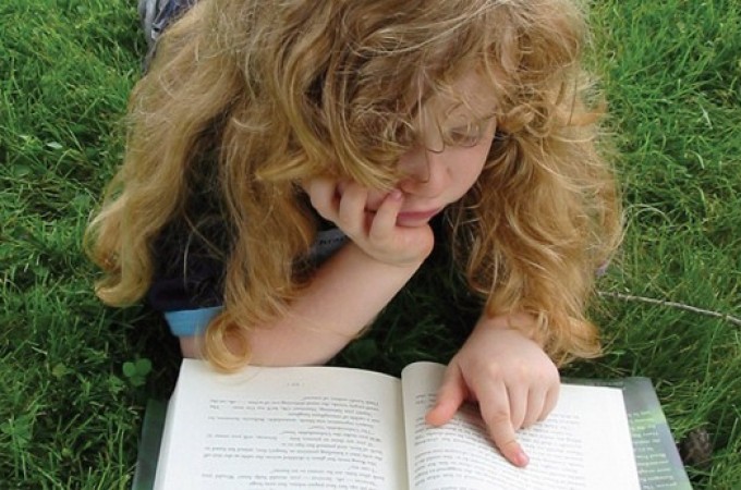 Kako deca samostalno mogu naučiti da čitaju?
