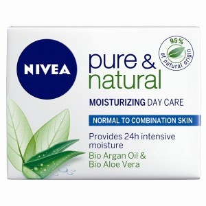 NIVEA Pure and Natural dnevna krema za hidrataciju za normalnu i kombinovanu kozu