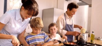 Evo zašto je važno da deca kuvaju zajedno sa vama