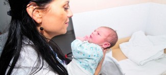 Pismo jednomesečne bebe koje je rasplakalo lekare u novosadskom porodilištu