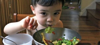 Kako je jedan tata “prevario” svog sina da zavoli povrće