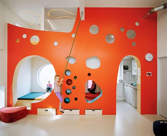Bright-New-Kindergarten-Experiments-in-Tromso-by-70°N-Arkitektur