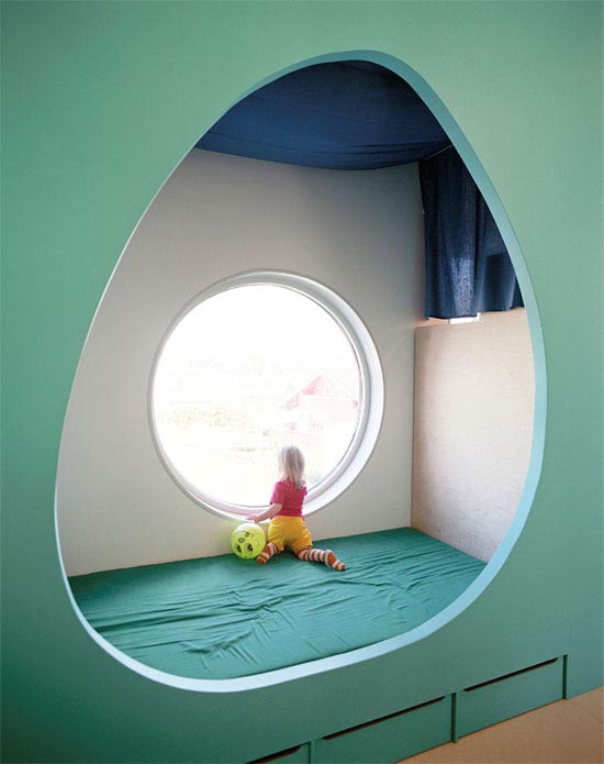 Bright-New-Kindergarten-Experiments-in-Tromso-by-70°N-Arkitektur4