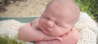 Beba na vrućini – dojenje, pojenje, rashlađivanje