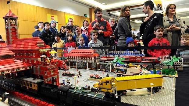 izlozba lego kocke