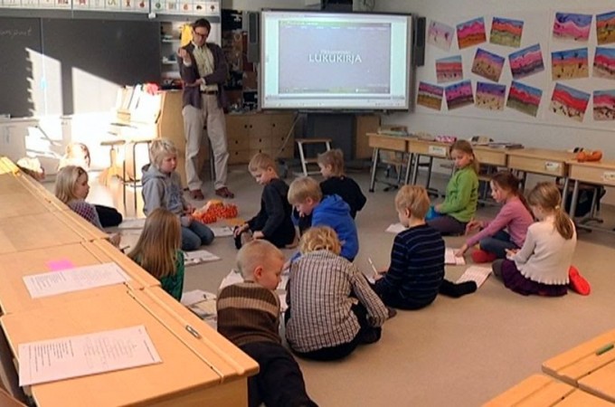 Nastavnici u Finskoj – prijatelji i vodiči kroz učenje, a ne predavači i roboti