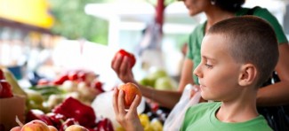 Saveti stručnjaka: Kako naučiti decu da se zdravo hrane