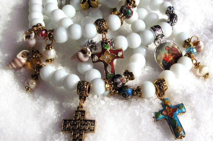 “Ljubav Vera Nada®” – personalizovani nakit od dragog kamenja i stakla