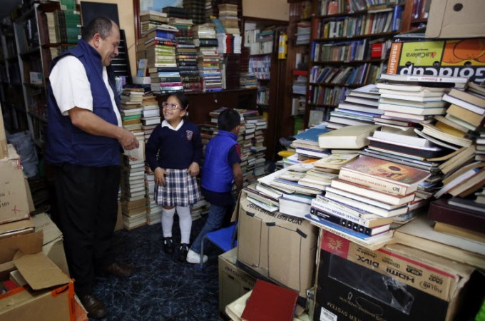Đubretar spašava odbačene knjige za decu