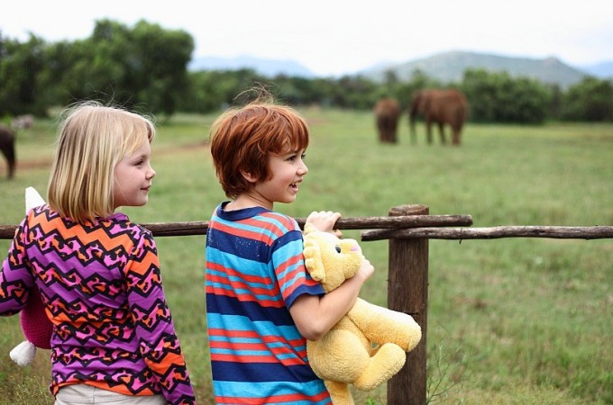 Poklanjamo vam karte za Kids Fest: Kasper i Ema na safariju