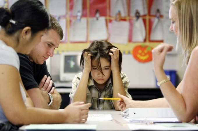 Danas roditelji krivce za neuspeh dece vide u nastavnicima