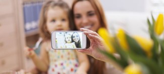 Dva tipa mama koje dele slike svoje dece na društvenim mrežama