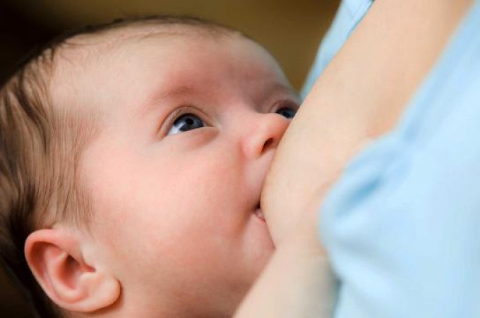 Zašto sve manje porodilja hrane bebe svojim mlekom