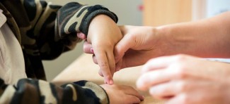 Roditelji kao ključni faktor tretmana autizma kod dece