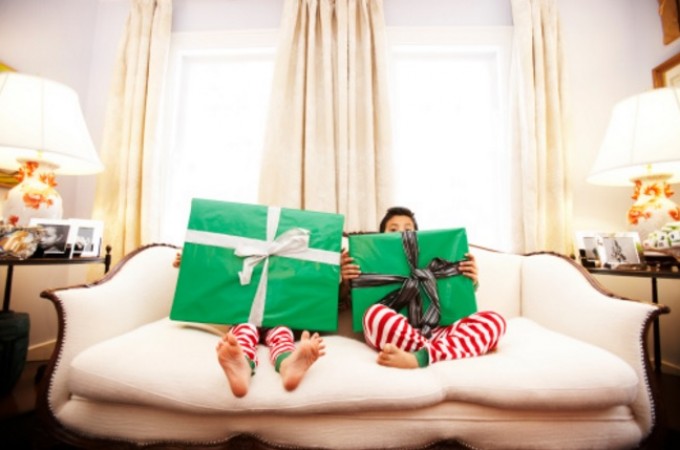 Zašto deci ne treba kupovati skupe poklone