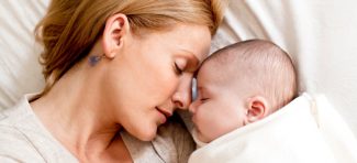 Proveren metod jedne (ne)naspavane mame: Uspavajte bebu u 26 lakih koraka