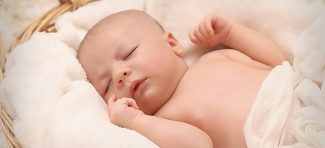 Tablica spavanja – koliko je bebi potrebno sna u kom uzrastu?
