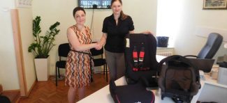 Kompanija Keprom donirala auto-sedišta Centru za porodični smeštaj i usvojenje Novi Sad