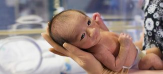 Kako babice ‘na prvi pogled’ znaju da je beba rođena pre termina?