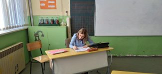 Ko predaje veronauku u srpskim školama?