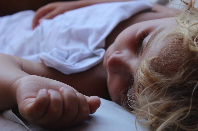 6 najčešćih razloga zbog kojih deca loše spavaju