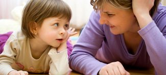 12 moćnih izraza koje koriste roditelji za lakši razgovor s decom