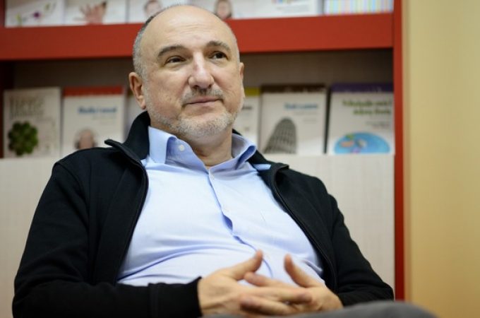 Zoran Milivojević za „Politiku”: Dete je otac roditelja