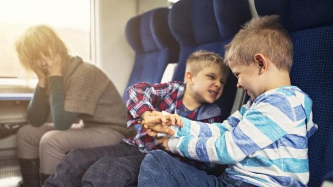 dete u avionu