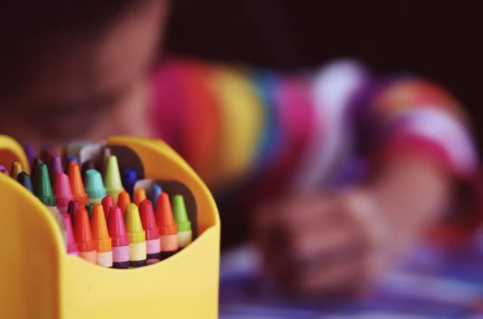Naučnici tvrde: Obrazovni sistem ‘ubija’ dečiju kreativnost