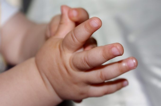 Ruski neurolog: Najveći problem današnje dece su njihovi prstići