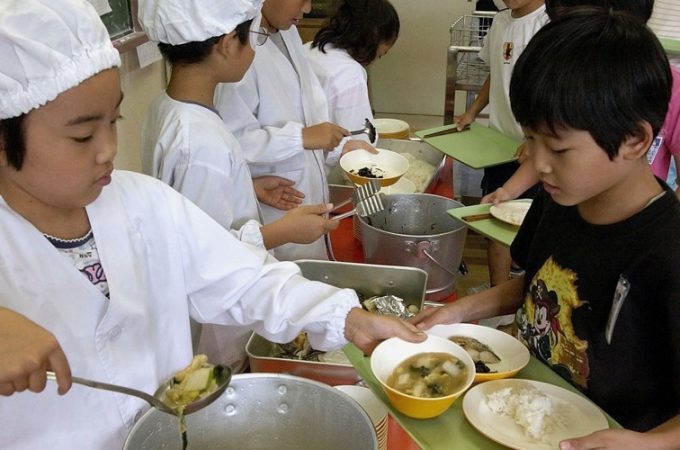 Školski ručak tajna dobrog zdravlja dece u Japanu