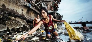 Fotografija godine: Dečiji rad, siromaštvo, zagađenje