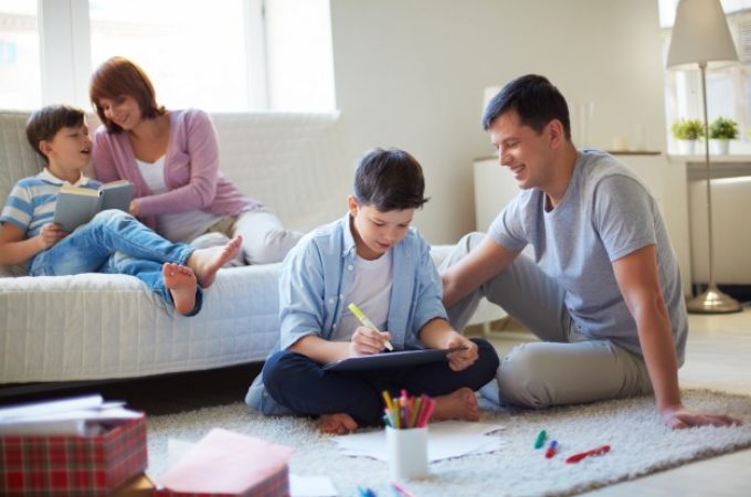 Najbolje metode koje podstiču razvoj mozga: Evo kako roditelji razgovaraju sa najuspešnijom decom!