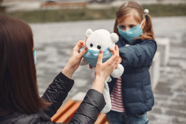 deca maske koronavirus