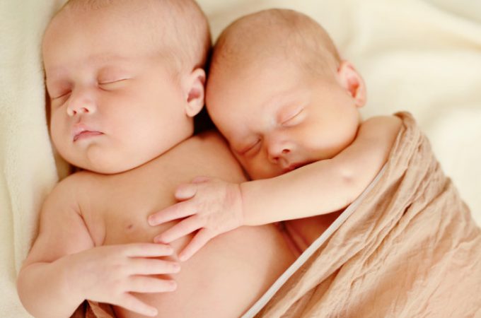 Zašto neke žene rađaju blizance, a neke ne? Istraživanja daju odgovore…