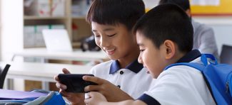 Kina zabranila donošenje mobilih telefona u školu