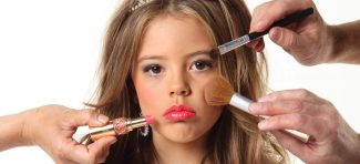 Vaša su deca, farbajte ih, lepite im trepavice… ja to neću da radim!”: Kozmetičarka poručila roditeljima da ne zakazuje tretmane za devojčice od 11 godina