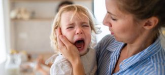 Epidemija popustljivog vaspitanja: Današnja deca dobijaju poruku da će se roditelji predati samo ako im se dovoljno snažno odupru