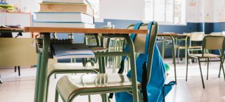 Učenici iz Trstenika koji su profesorki izmakli stolicu – vraćeni u školu