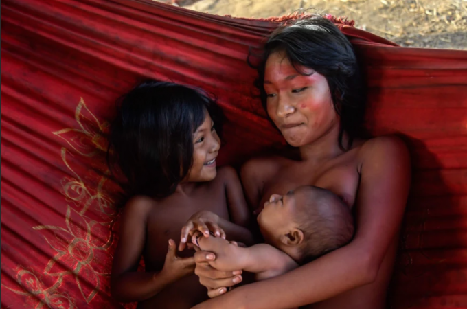 Trudnoća i verovanja kod amazonskih Indijanaca: Jedna majka, mnogo očeva