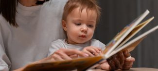 Ljubivoje Ršumović: Kupujte deci knjige makar ih oni i pocepali